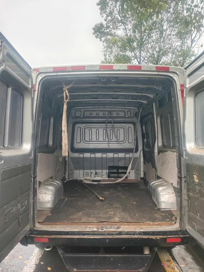 2019 JAC Refine M4 2.0L 144HP L4 5MT,autocango,china used car exporter,china ev exporter,chinese used car exporter,chinese used ev exporter