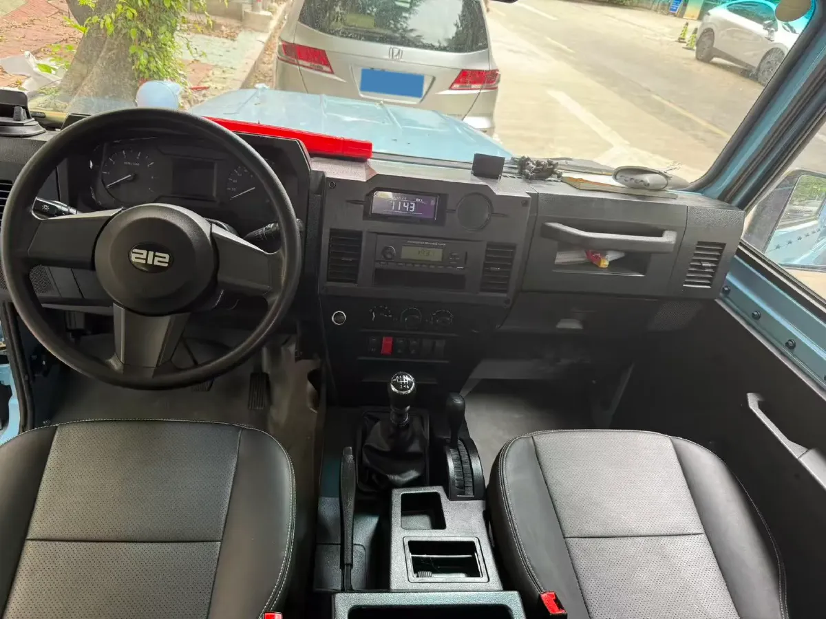 2023 BAW 212 2.4T 211HP L4 6MT,autocango,china used car exporter,china ev exporter,chinese used car exporter,chinese used ev exporter