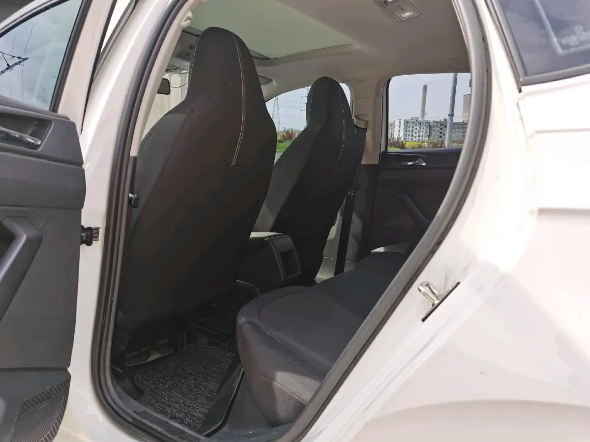 2019 Volkswagen Polo 1.5L 113HP L4 6AT,autocango,china used car exporter,china ev exporter,chinese used car exporter,chinese used ev exporter