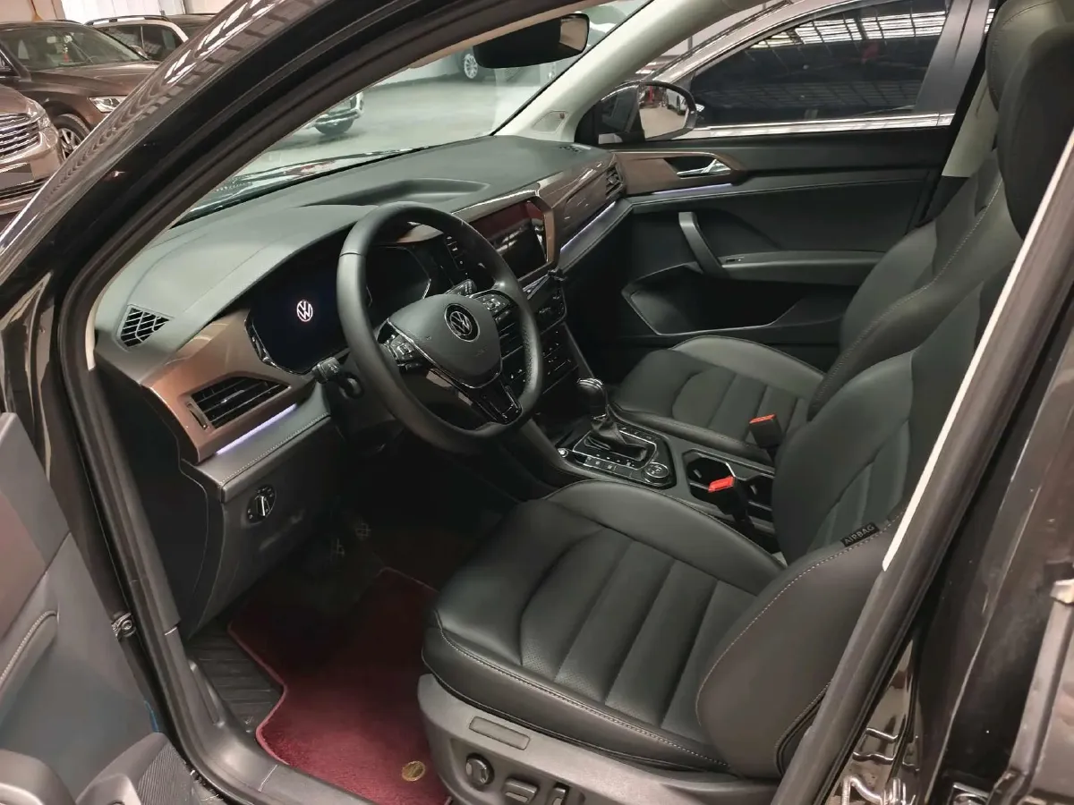 2022 Volkswagen Tharu 2.0T 186HP L4 7DCT,autocango,china used car exporter,china ev exporter,chinese used car exporter,chinese used ev exporter