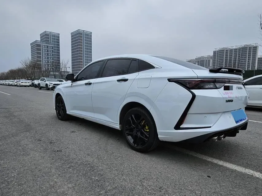 2023 DongFeng Aeolus YiXuan 1.5T 197HP L4 6DCT,autocango,china used car exporter,china ev exporter,chinese used car exporter,chinese used ev exporter