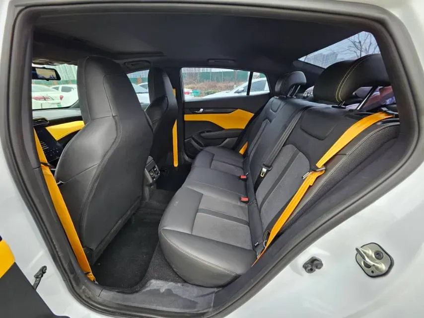 2023 DongFeng Aeolus YiXuan 1.5T 197HP L4 6DCT,autocango,china used car exporter,china ev exporter,chinese used car exporter,chinese used ev exporter