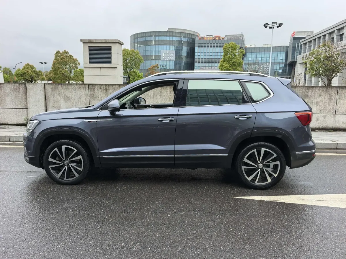 2020 Volkswagen Tharu 2.0T 186HP L4 7DCT,autocango,china used car exporter,china ev exporter,chinese used car exporter,chinese used ev exporter