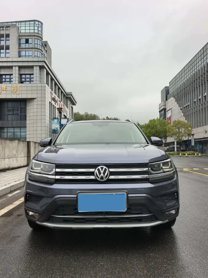 2020 Volkswagen Tharu 2.0T 186HP L4 7DCT,autocango,china used car exporter,china ev exporter,chinese used car exporter,chinese used ev exporter