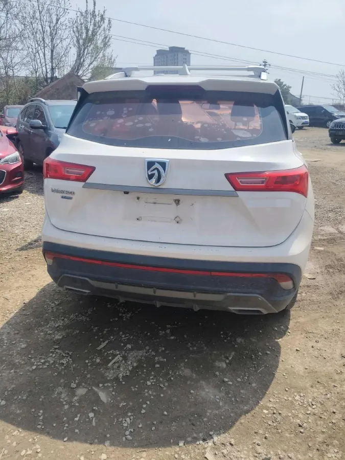 2018 BaoJun 530 1.5T 150HP L4 6MT,autocango,china used car exporter,china ev exporter,chinese used car exporter,chinese used ev exporter