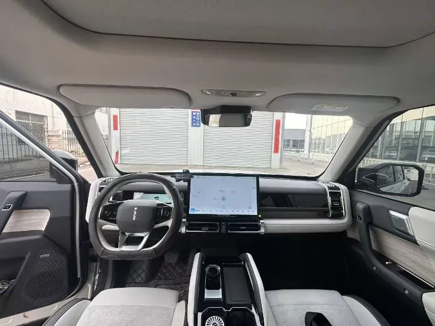 2024 Dongfeng RuiQi 7 2.0T 228HP L4 8AT,autocango,china used car exporter,china ev exporter,chinese used car exporter,chinese used ev exporter