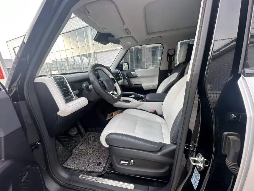 2024 Dongfeng RuiQi 7 2.0T 228HP L4 8AT,autocango,china used car exporter,china ev exporter,chinese used car exporter,chinese used ev exporter