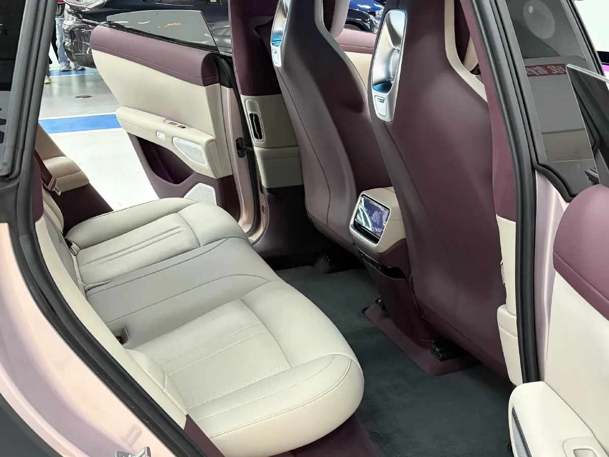 2025 MI YU7 BEV 101.7KWH,autocango,china used car exporter,china ev exporter,chinese used car exporter,chinese used ev exporter