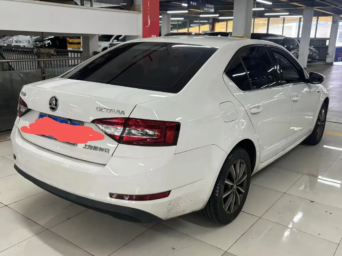 2018 Skoda Octavia 1.6L 110HP L4 6AT,autocango,china used car exporter,china ev exporter,chinese used car exporter,chinese used ev exporter