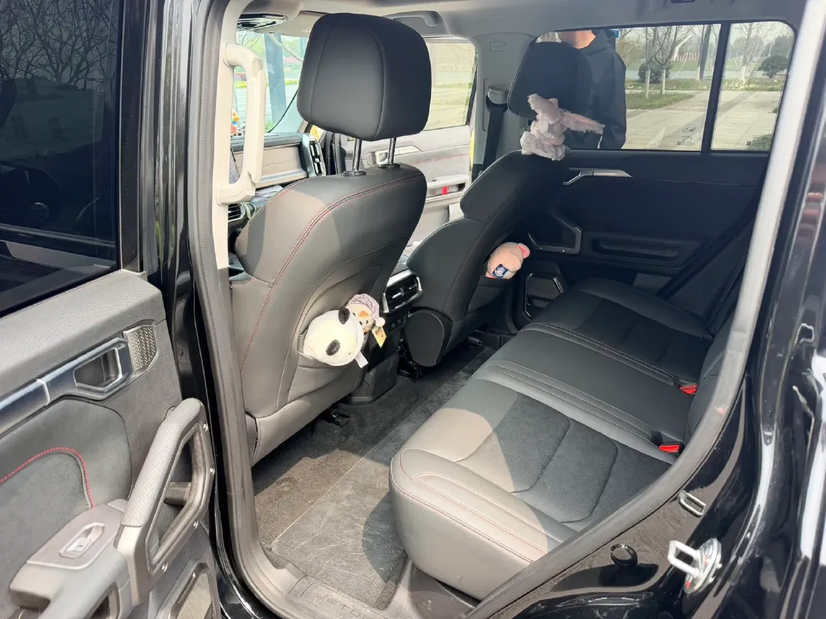 2023 Jetour Traveller 1.5T 184HP L4 7DCT,autocango,china used car exporter,china ev exporter,chinese used car exporter,chinese used ev exporter