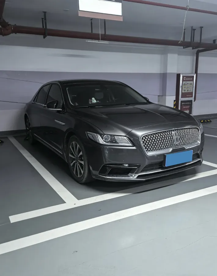 2017 Lincoln Continental 2.0T 261HP L4 6AT,autocango,china used car exporter,china ev exporter,chinese used car exporter,chinese used ev exporter