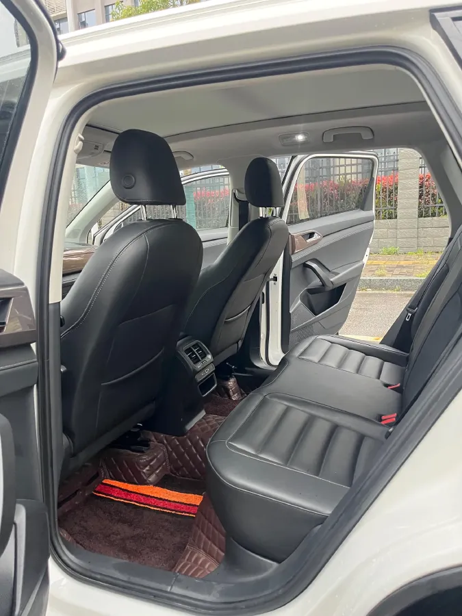 2021 Volkswagen Tharu 1.4T 150HP L4 7DCT,autocango,china used car exporter,china ev exporter,chinese used car exporter,chinese used ev exporter