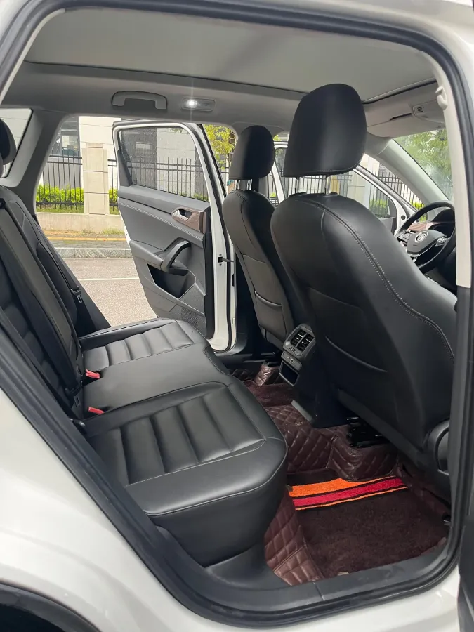 2021 Volkswagen Tharu 1.4T 150HP L4 7DCT,autocango,china used car exporter,china ev exporter,chinese used car exporter,chinese used ev exporter