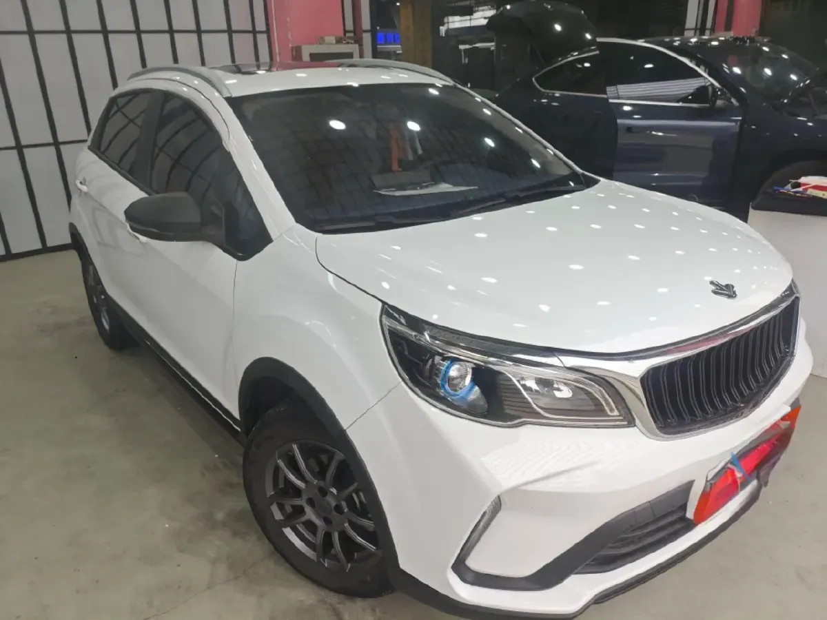 2022 Livan X3 PRO 1.5L 113HP L4 CVT,autocango,china used car exporter,china ev exporter,chinese used car exporter,chinese used ev exporter