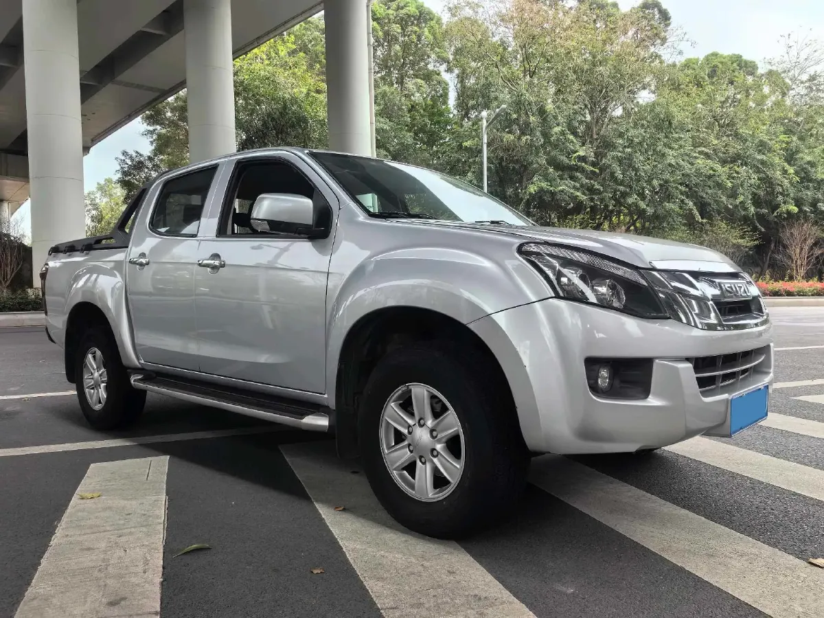 2020 Isuzu LingTuo 2.5T 150HP L4 6AT,autocango,china used car exporter,china ev exporter,chinese used car exporter,chinese used ev exporter