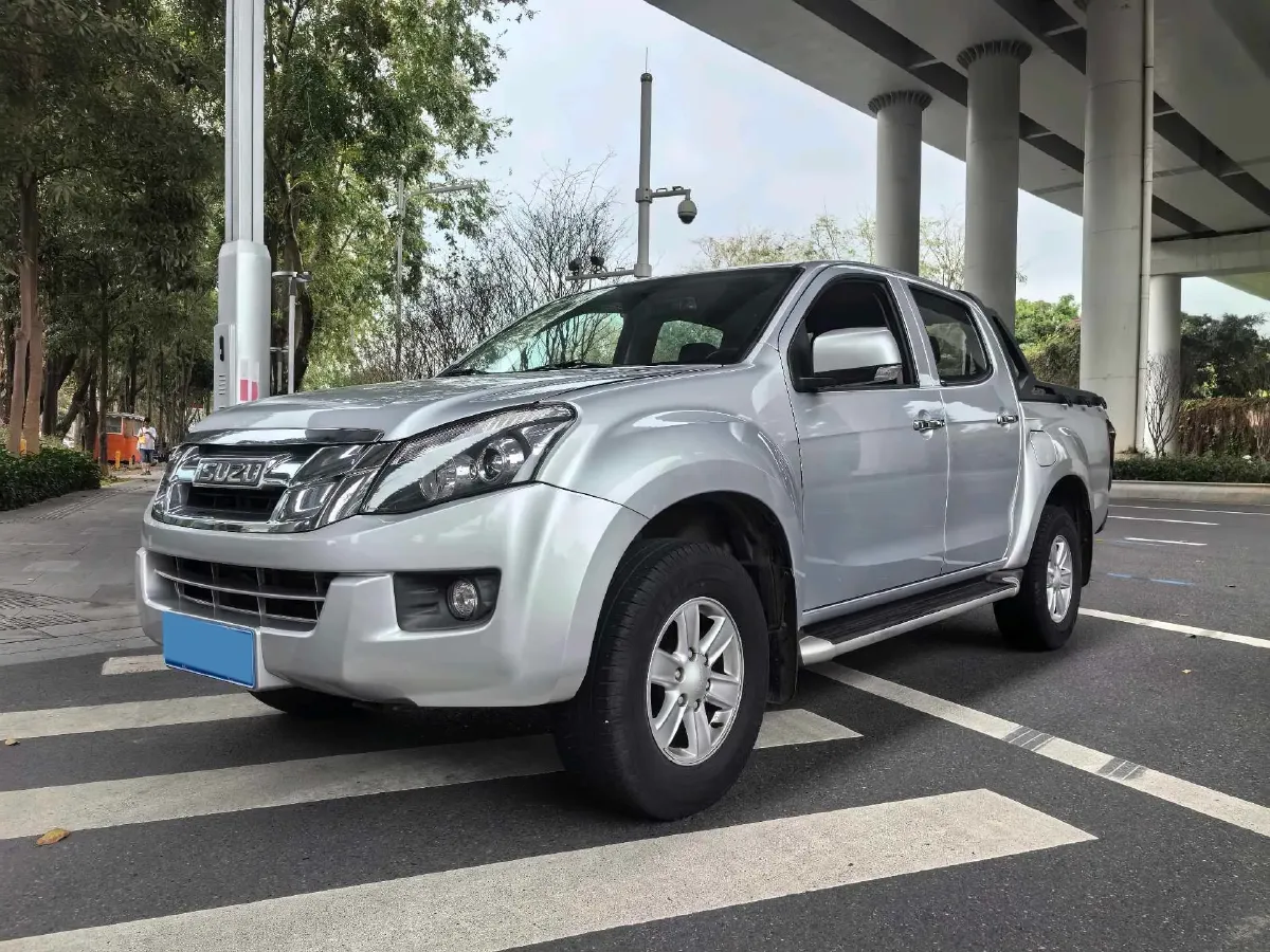 2020 Isuzu LingTuo 2.5T 150HP L4 6AT,autocango,china used car exporter,china ev exporter,chinese used car exporter,chinese used ev exporter