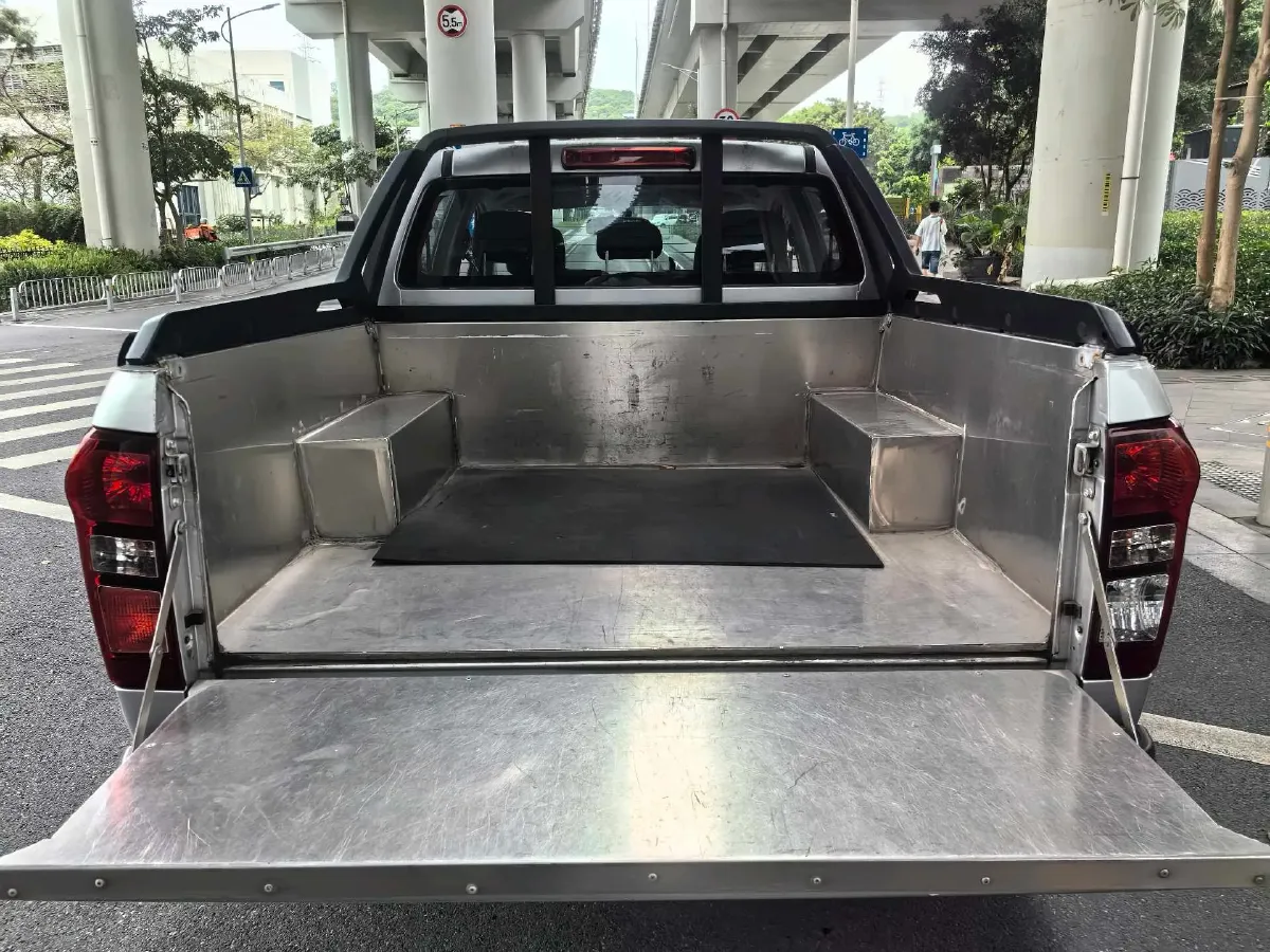 2020 Isuzu LingTuo 2.5T 150HP L4 6AT,autocango,china used car exporter,china ev exporter,chinese used car exporter,chinese used ev exporter