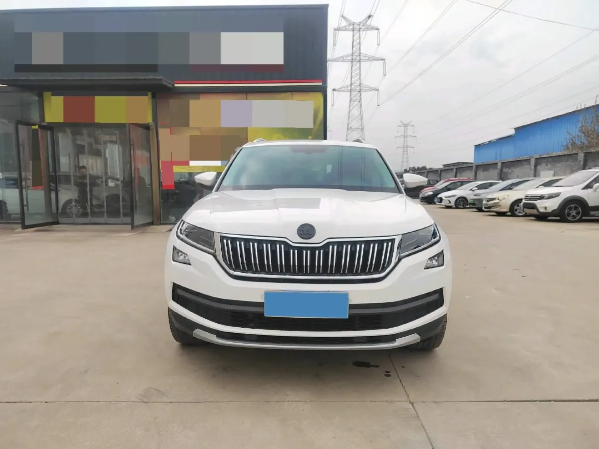 2021 Skoda Kodiak 2.0T 186HP L4 7DCT,autocango,china used car exporter,china ev exporter,chinese used car exporter,chinese used ev exporter