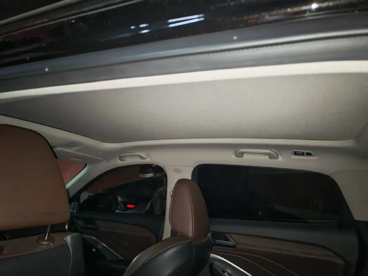 2020 WEY VV6 2.0T 227HP L4 7DCT,autocango,china used car exporter,china ev exporter,chinese used car exporter,chinese used ev exporter