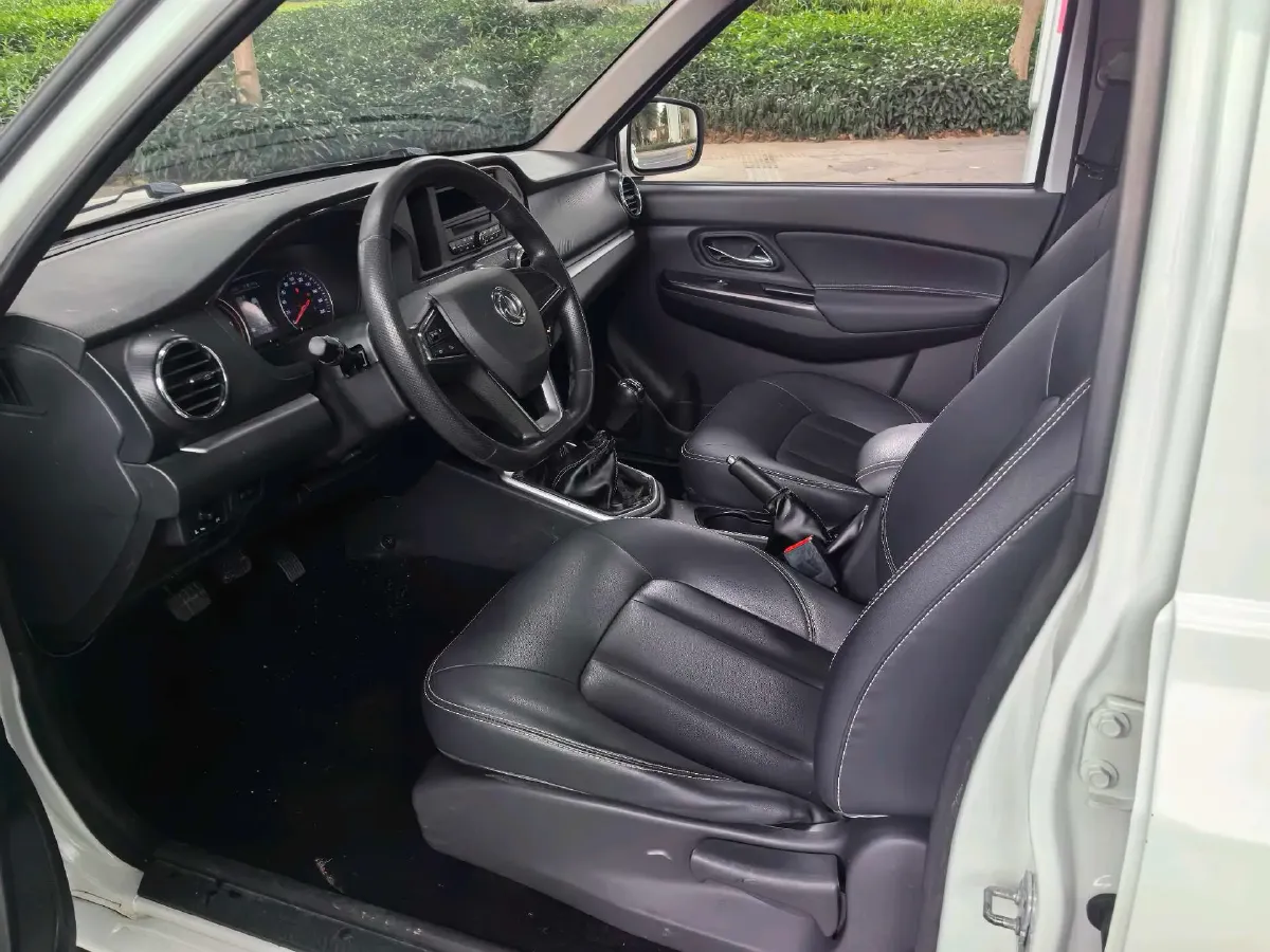 2020 Dongfeng YuFeng P16 2.4T 218HP L4 6MT,autocango,china used car exporter,china ev exporter,chinese used car exporter,chinese used ev exporter