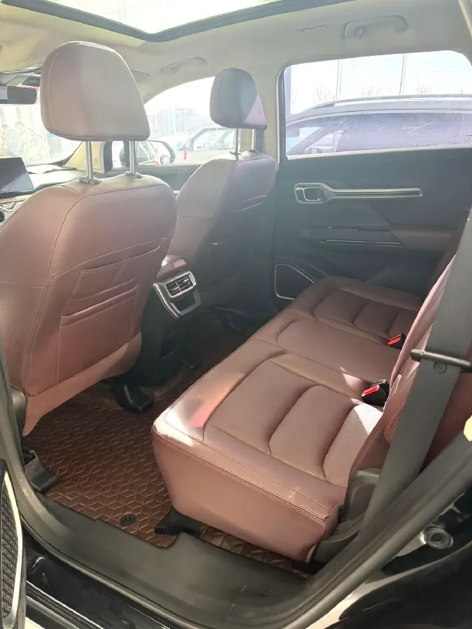 2020 Geely Okavango 1.8T 184HP L4 7DCT,autocango,china used car exporter,china ev exporter,chinese used car exporter,chinese used ev exporter