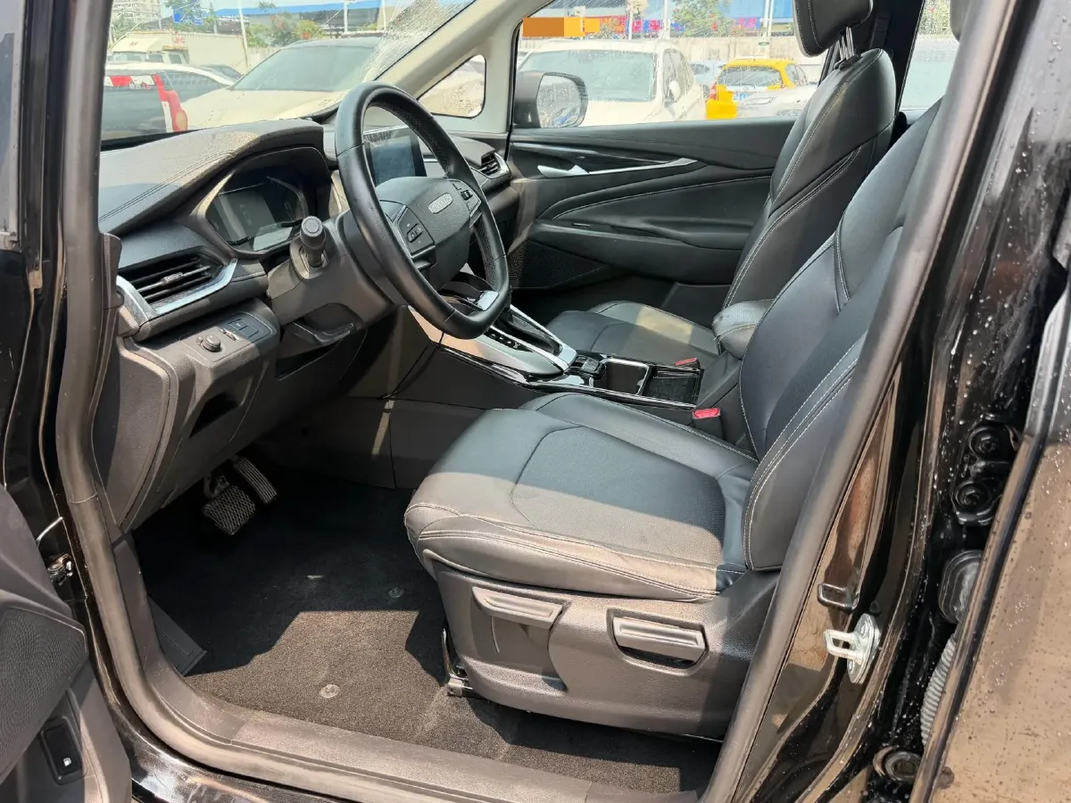 2021 MAXUS G50 1.5T 169HP L4 7DCT,autocango,china used car exporter,china ev exporter,chinese used car exporter,chinese used ev exporter