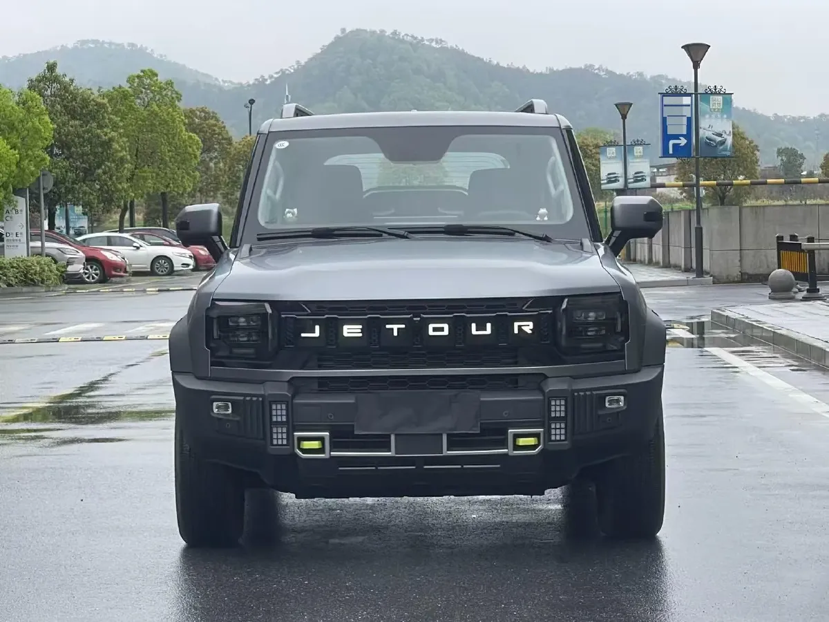 2023 Jetour Traveller 1.5T 184HP L4 7DCT,autocango,china used car exporter,china ev exporter,chinese used car exporter,chinese used ev exporter