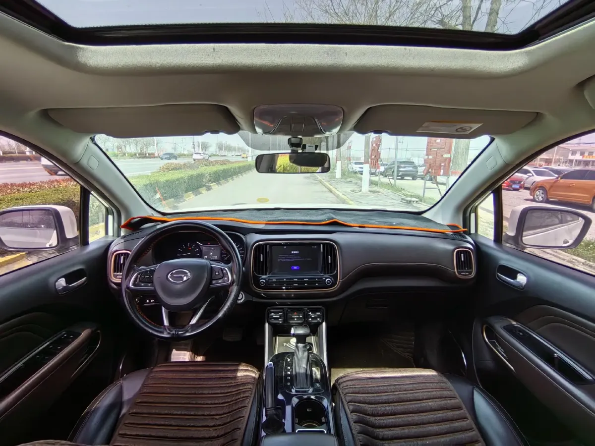 2017 GAC Trumpchi GS3 1.3T 137HP L4 6AT,autocango,china used car exporter,china ev exporter,chinese used car exporter,chinese used ev exporter