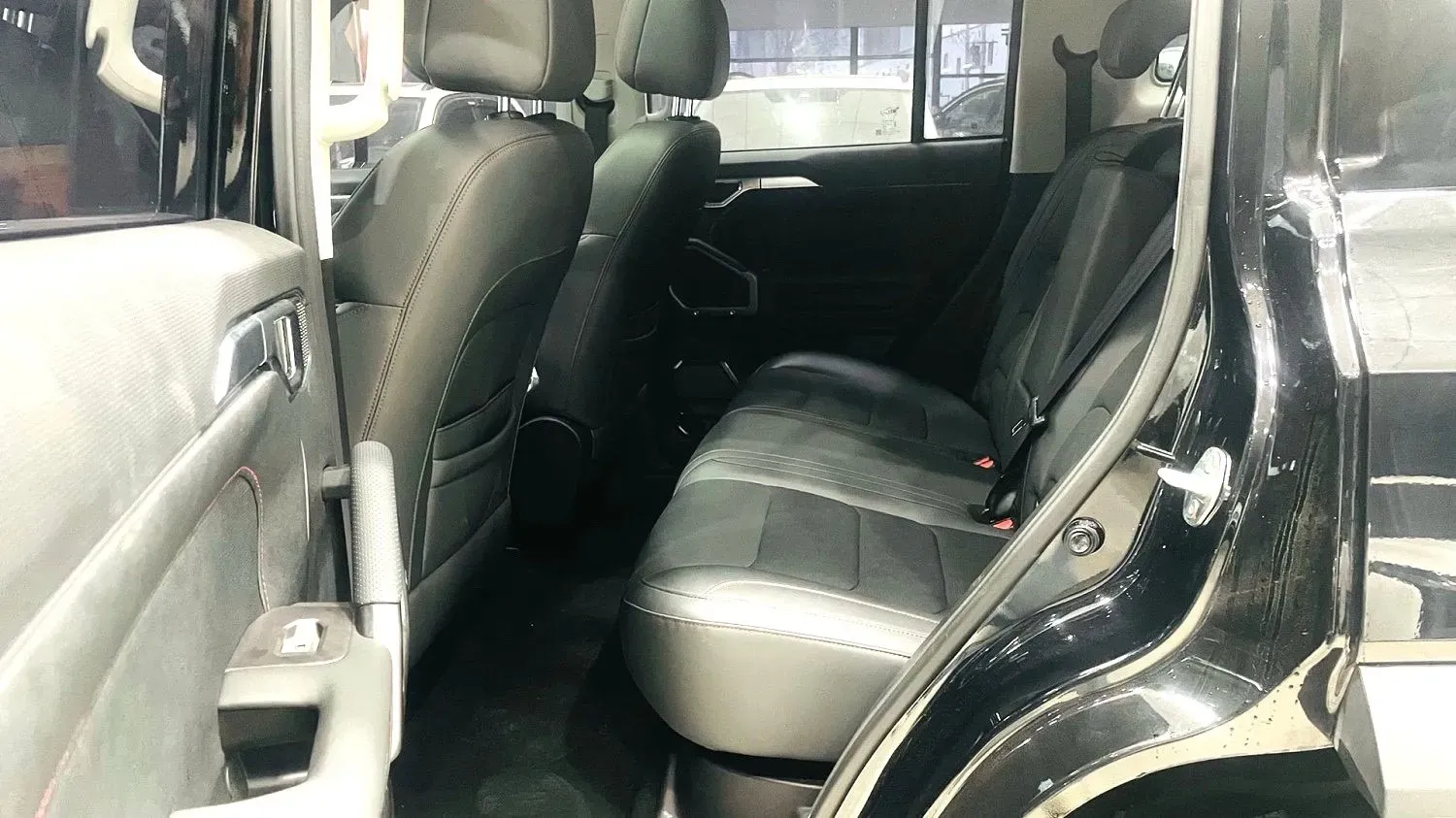 2023 Jetour Traveller 1.5T 184HP L4 7DCT,autocango,china used car exporter,china ev exporter,chinese used car exporter,chinese used ev exporter