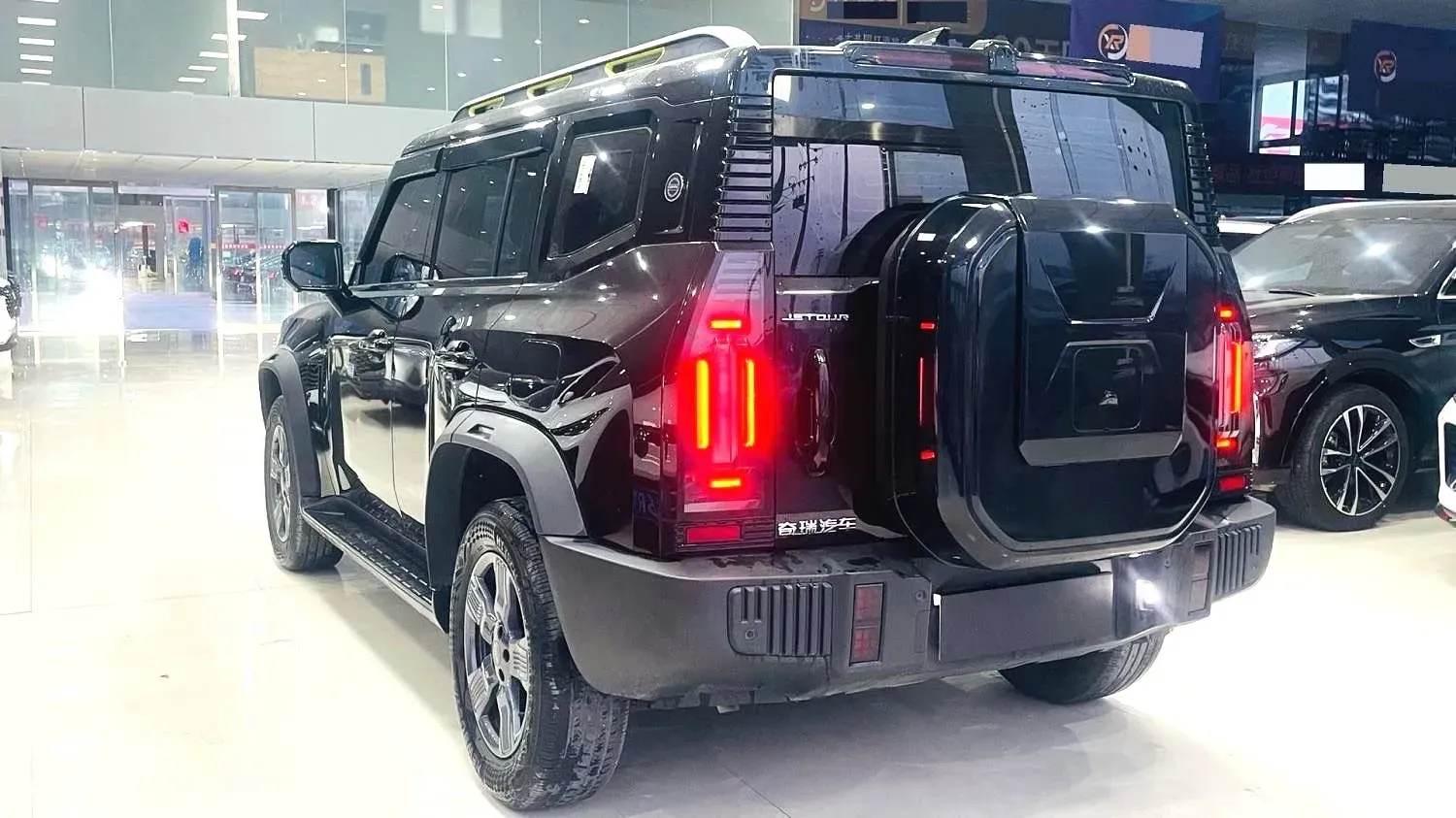 2023 Jetour Traveller 1.5T 184HP L4 7DCT,autocango,china used car exporter,china ev exporter,chinese used car exporter,chinese used ev exporter