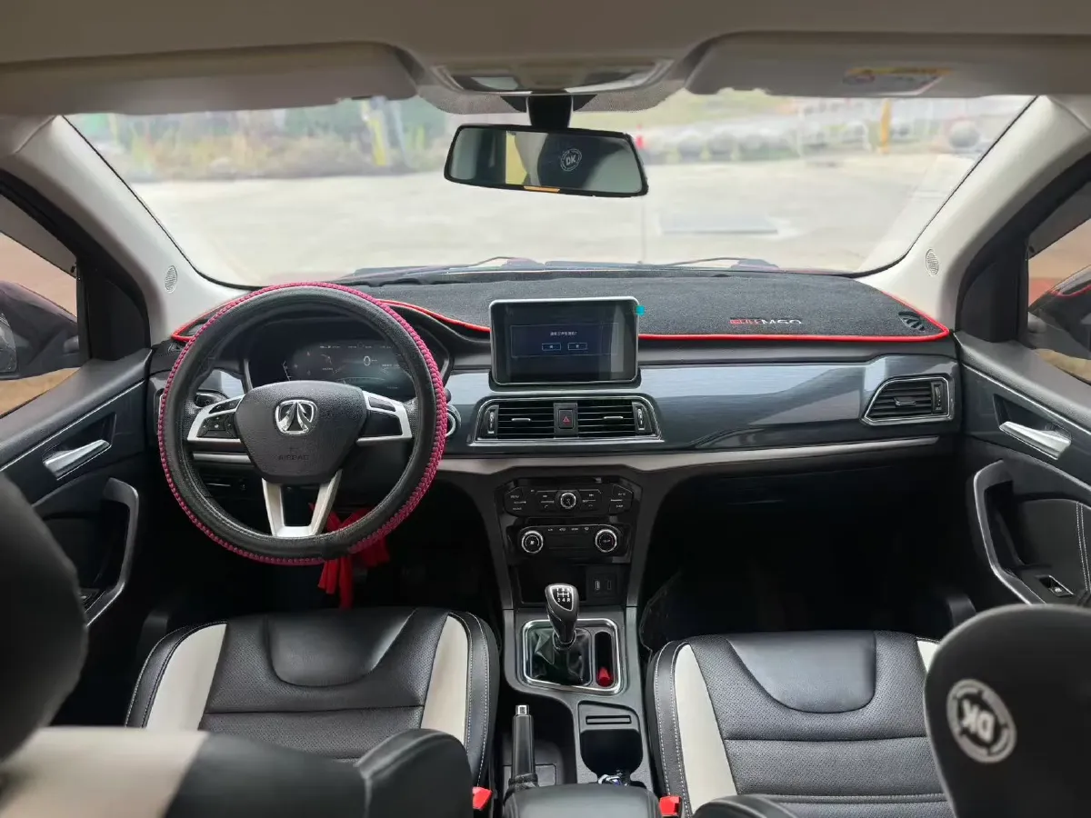 2017 BAIC WeiWang M50F 1.5L 116HP L4 5MT,autocango,china used car exporter,china ev exporter,chinese used car exporter,chinese used ev exporter