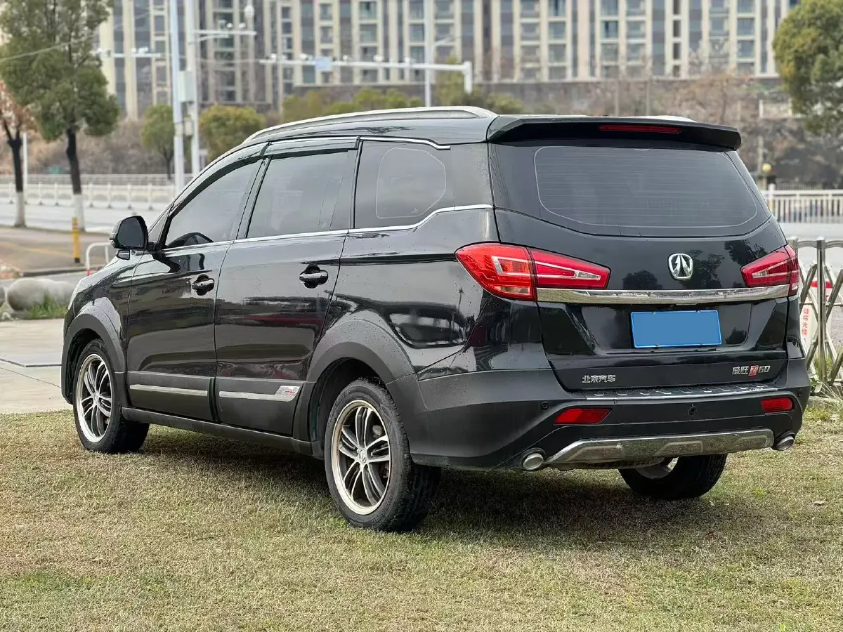 2017 BAIC WeiWang M50F 1.5L 116HP L4 5MT,autocango,china used car exporter,china ev exporter,chinese used car exporter,chinese used ev exporter