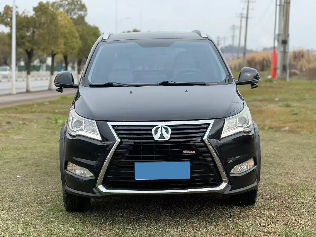 2017 BAIC WeiWang M50F 1.5L 116HP L4 5MT,autocango,china used car exporter,china ev exporter,chinese used car exporter,chinese used ev exporter