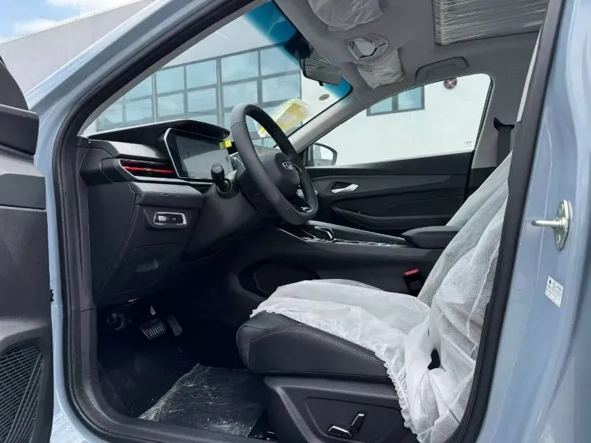 2024 Geely Binray 1.5T 181HP L4 7DCT,autocango,china used car exporter,china ev exporter,chinese used car exporter,chinese used ev exporter