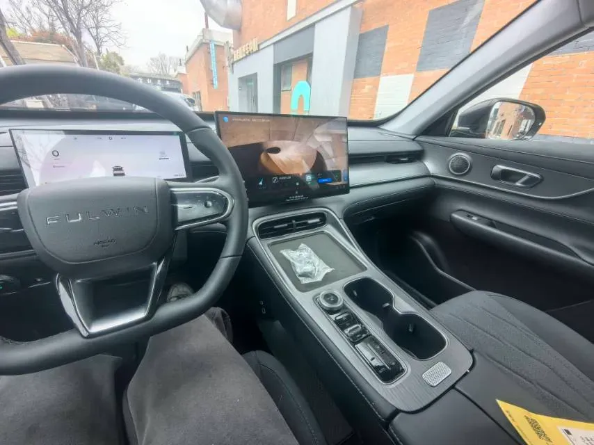 2025 Fulwin FulwinT8 1.5T 156HP L4 1DHT PHEV 18.67KWH,autocango,china used car exporter,china ev exporter,chinese used car exporter,chinese used ev exporter