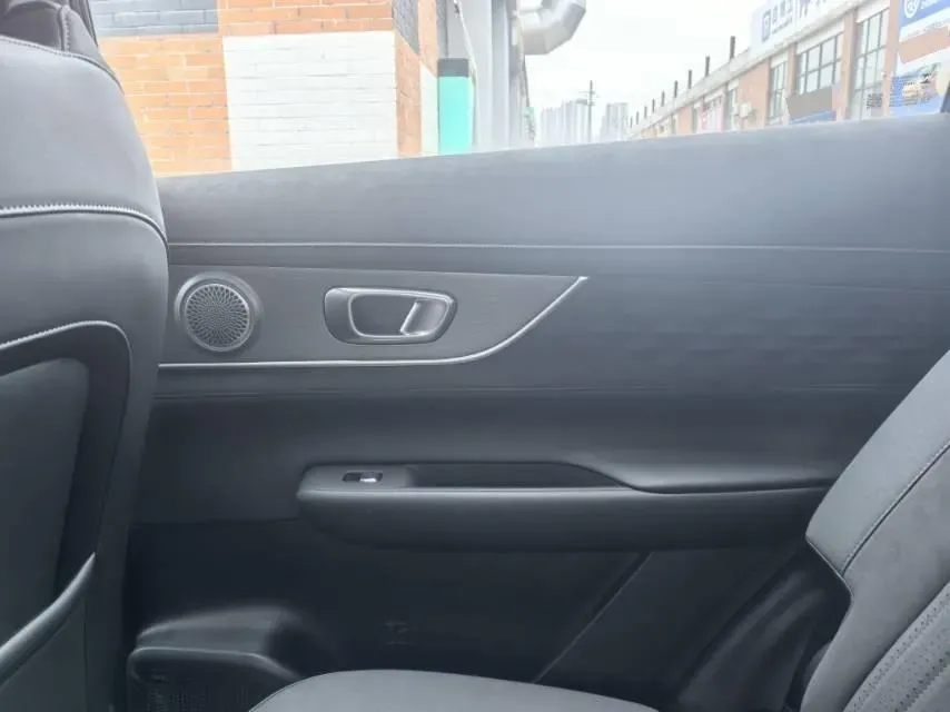 2025 Fulwin FulwinT8 1.5T 156HP L4 1DHT PHEV 18.67KWH,autocango,china used car exporter,china ev exporter,chinese used car exporter,chinese used ev exporter