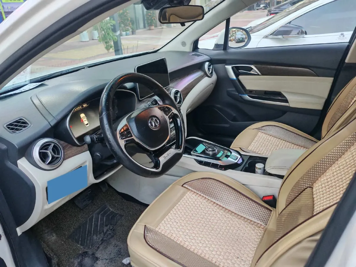 2018 BeiJing Auto EU5 BEV 53.66KWH,autocango,china used car exporter,china ev exporter,chinese used car exporter,chinese used ev exporter