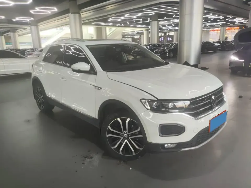 2021 Volkswagen T-Roc 1.4T 150HP L4 7DCT,autocango,china used car exporter,china ev exporter,chinese used car exporter,chinese used ev exporter