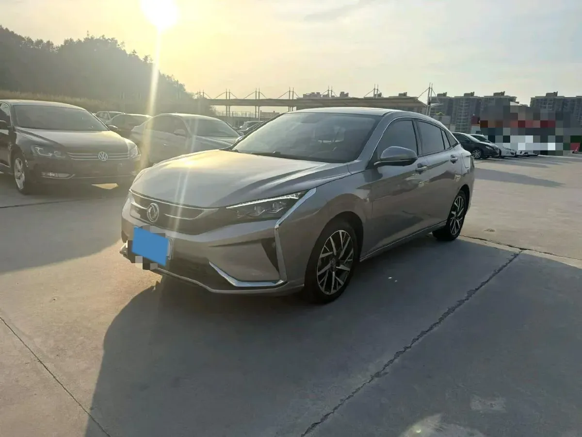 2020 DongFeng Aeolus YiXuan 1.5T 150HP L4 6DCT,autocango,china used car exporter,china ev exporter,chinese used car exporter,chinese used ev exporter