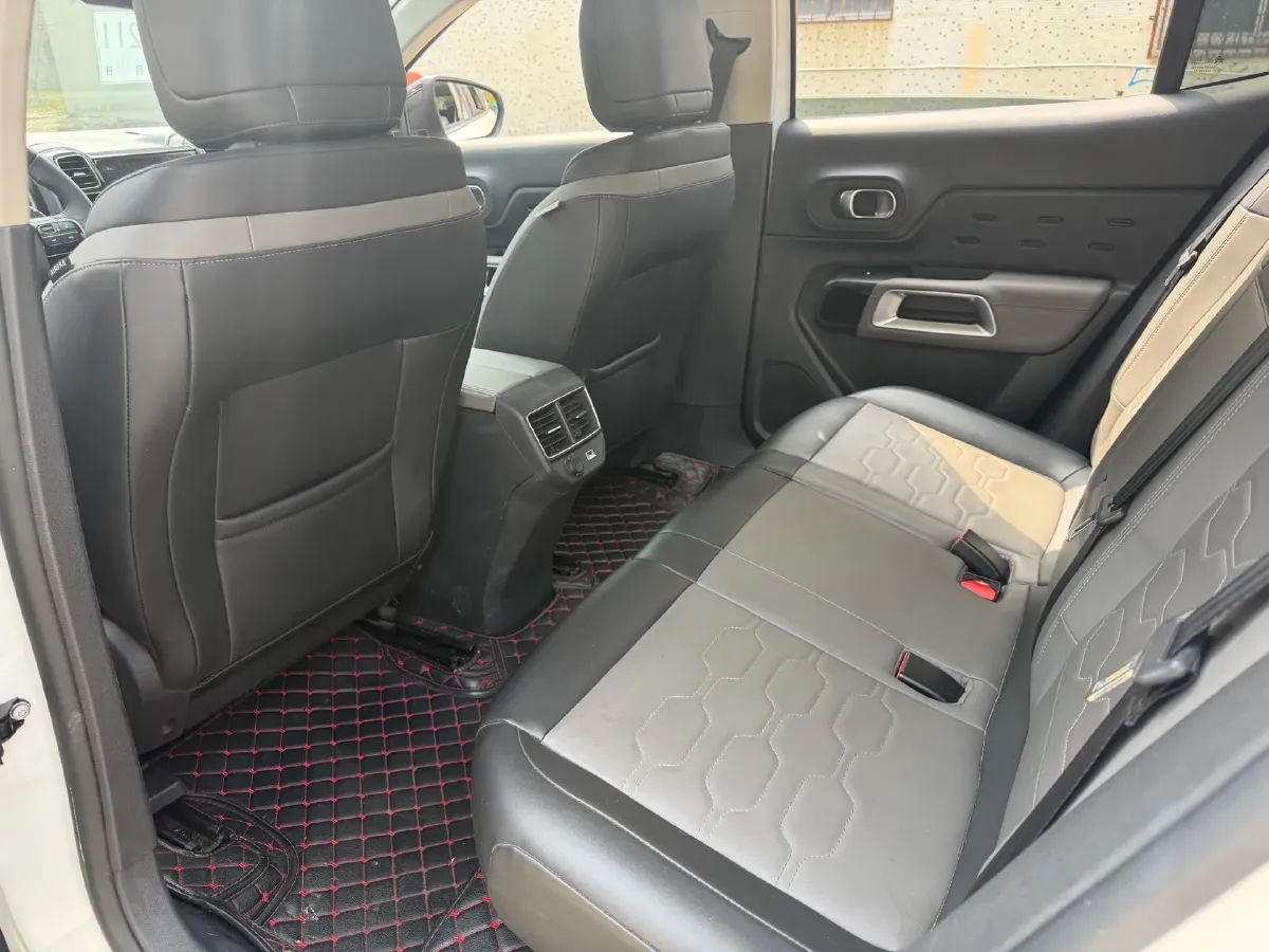 2020 Citroen C5 Aircross 1.6T 170HP L4 6AT,autocango,china used car exporter,china ev exporter,chinese used car exporter,chinese used ev exporter