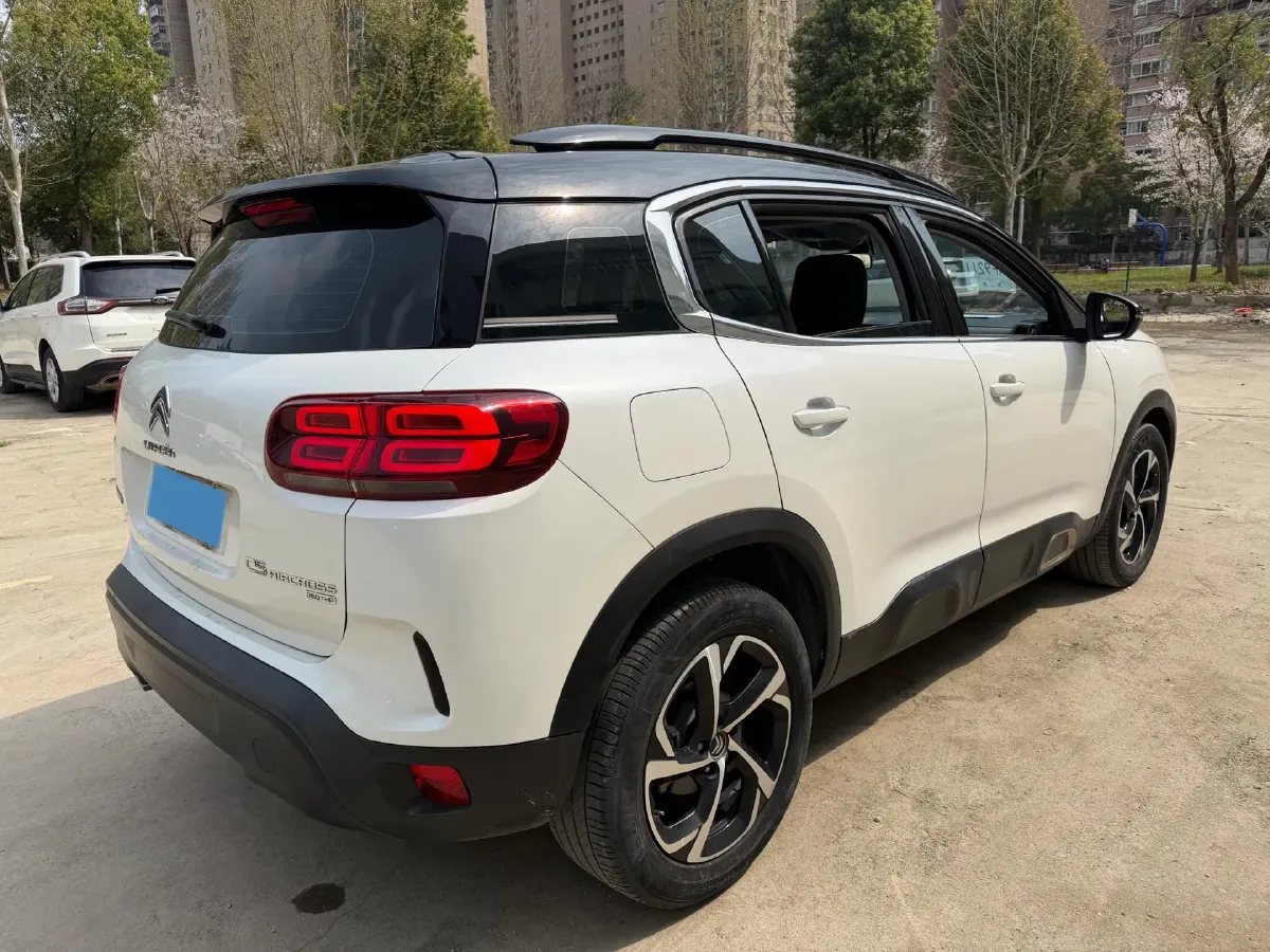 2020 Citroen C5 Aircross 1.6T 170HP L4 6AT,autocango,china used car exporter,china ev exporter,chinese used car exporter,chinese used ev exporter