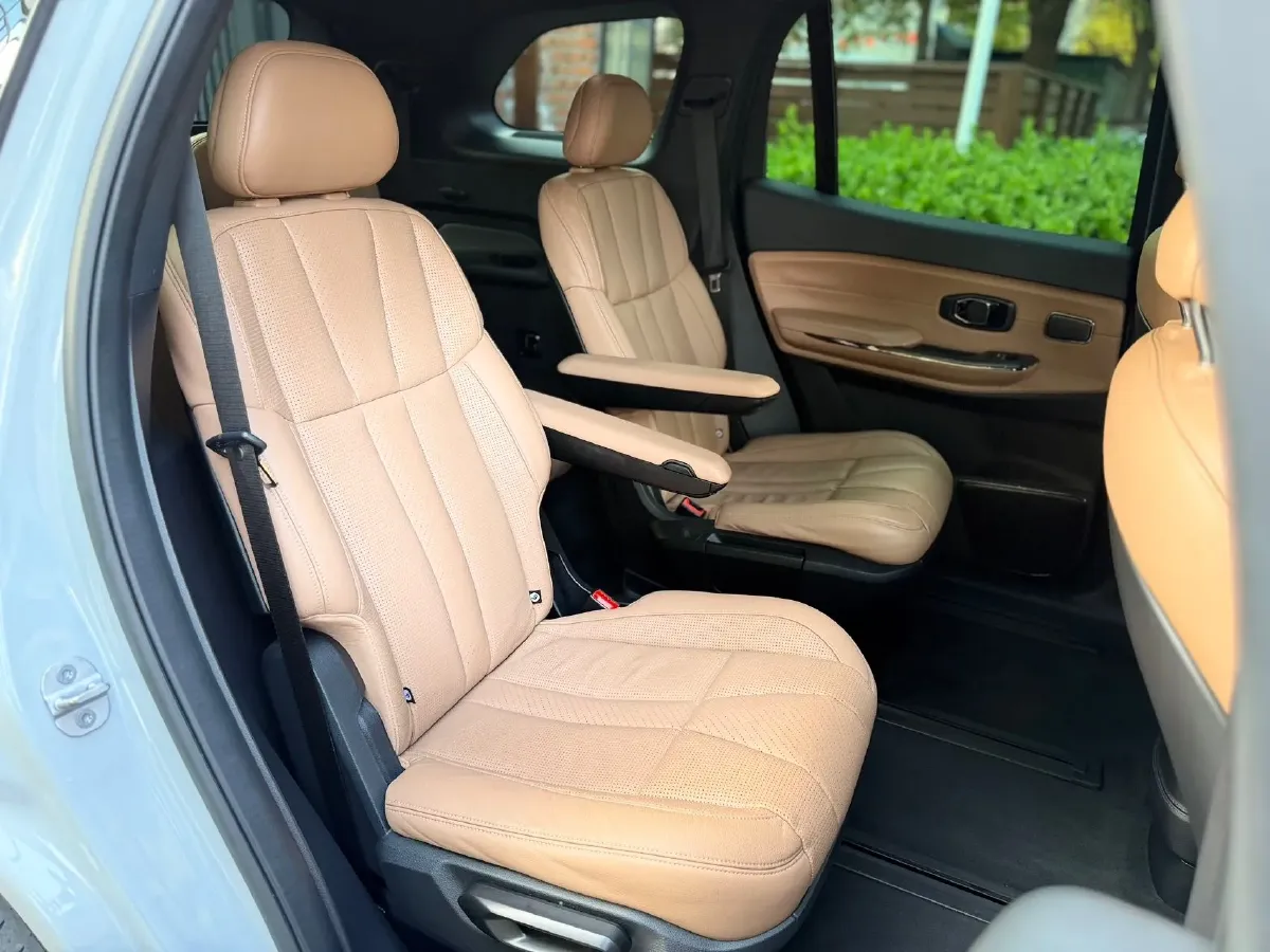 2020 NIO ES8 BEV 70KWH,autocango,china used car exporter,china ev exporter,chinese used car exporter,chinese used ev exporter