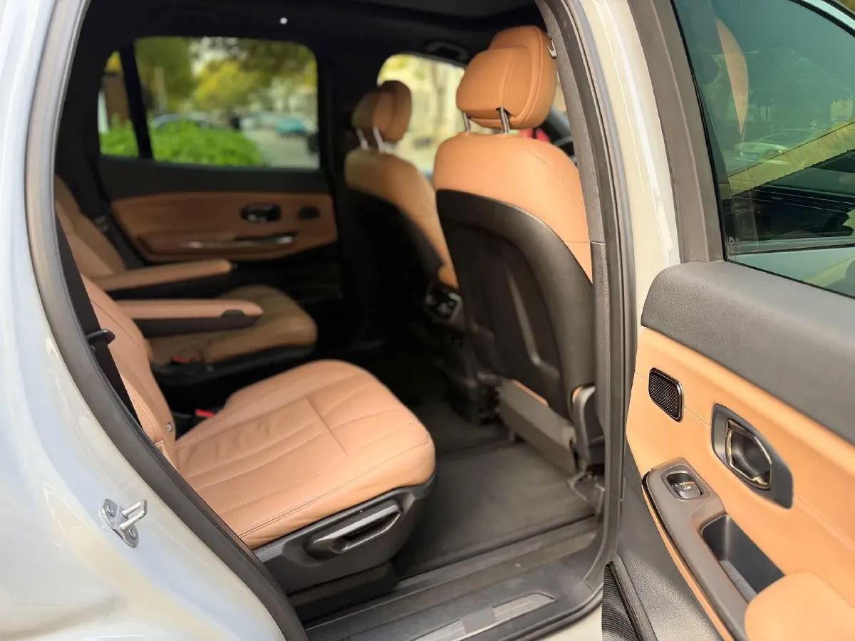 2020 NIO ES8 BEV 70KWH,autocango,china used car exporter,china ev exporter,chinese used car exporter,chinese used ev exporter