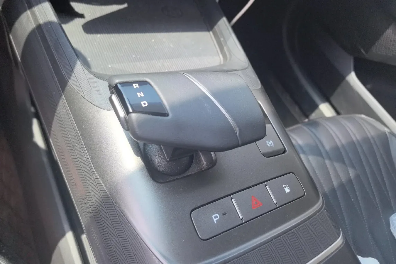 2024 ChangAn QiYuan A05 1.5L 110HP L4 E-CVT PHEV 9.07KWH,autocango,china used car exporter,china ev exporter,chinese used car exporter,chinese used ev exporter