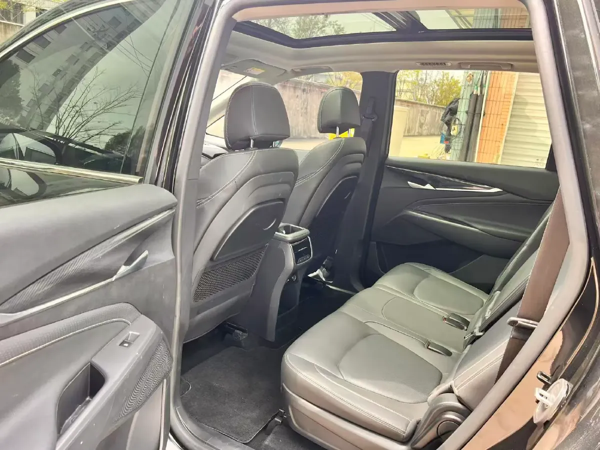 2023 MAXUS G50 1.5T 181HP L4 7DCT,autocango,china used car exporter,china ev exporter,chinese used car exporter,chinese used ev exporter