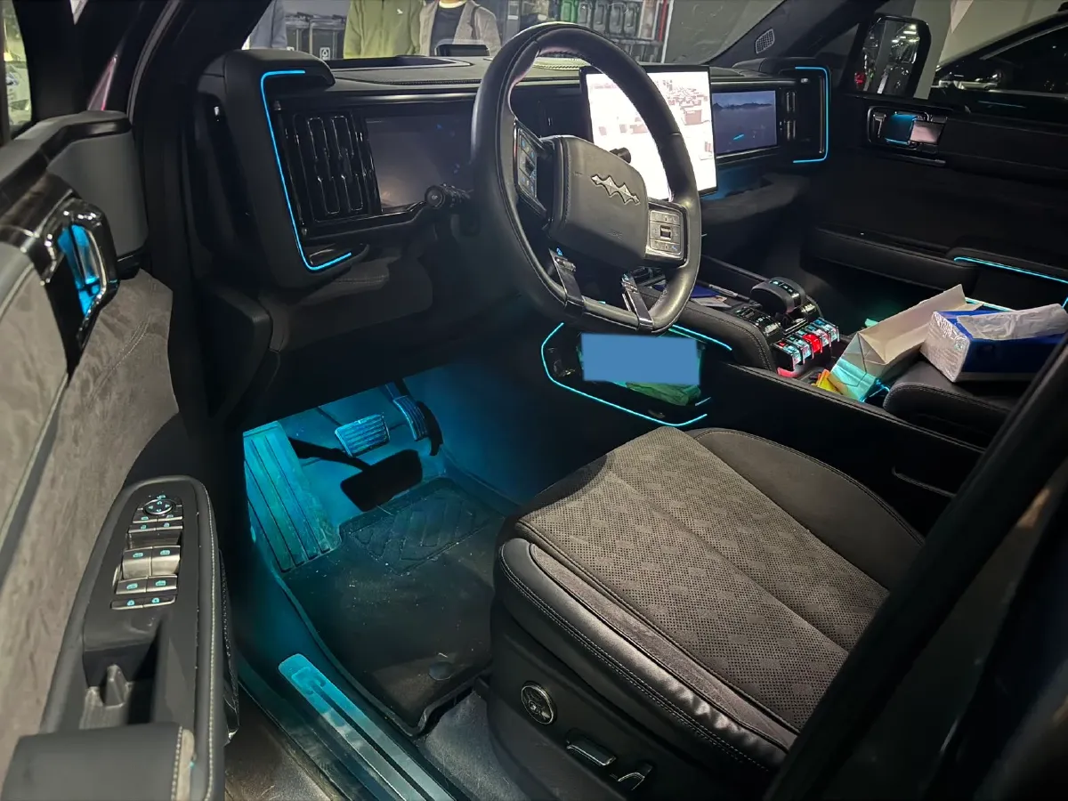 2023 Toyota Crown Kluger 2.5L 189HP L4 E-CVT Hybrid,autocango,china used car exporter,china ev exporter,chinese used car exporter,chinese used ev exporter