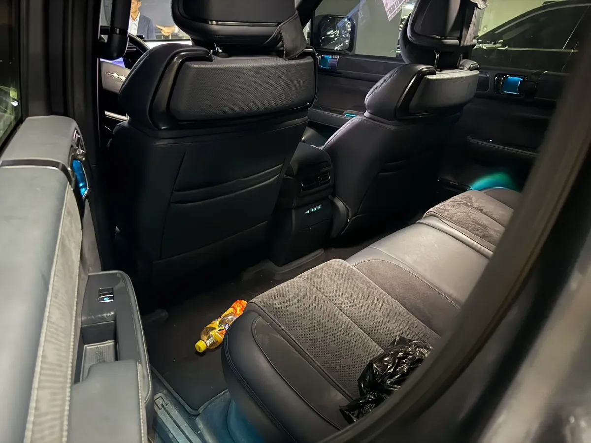 2023 Toyota Crown Kluger 2.5L 189HP L4 E-CVT Hybrid,autocango,china used car exporter,china ev exporter,chinese used car exporter,chinese used ev exporter