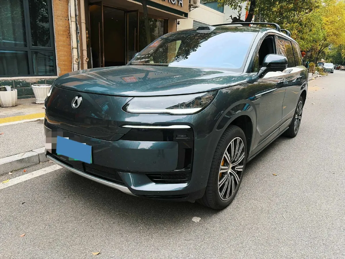 2025 Denza DenzaN9 2.0T 207HP L4 E-CVT PHEV,autocango,china used car exporter,china ev exporter,chinese used car exporter,chinese used ev exporter