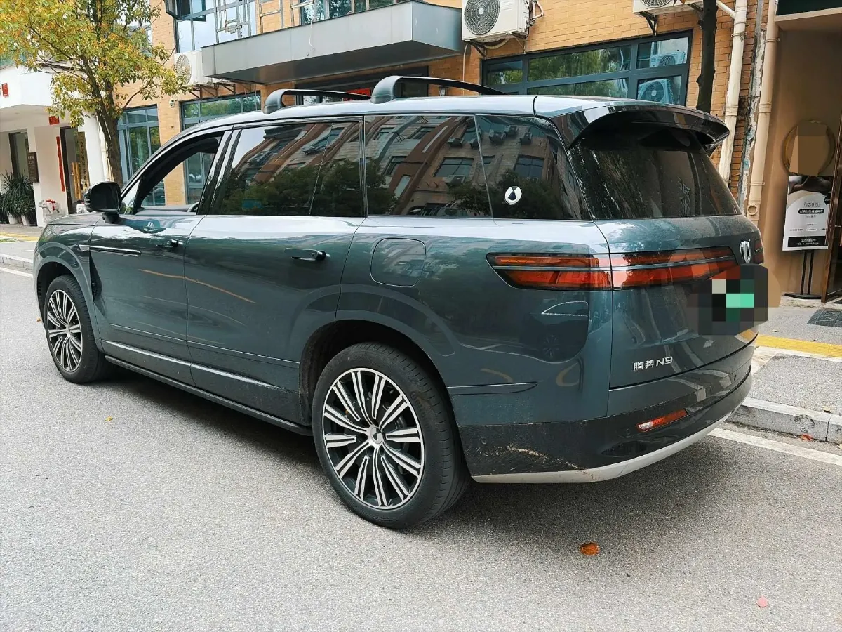 2025 Denza DenzaN9 2.0T 207HP L4 E-CVT PHEV,autocango,china used car exporter,china ev exporter,chinese used car exporter,chinese used ev exporter