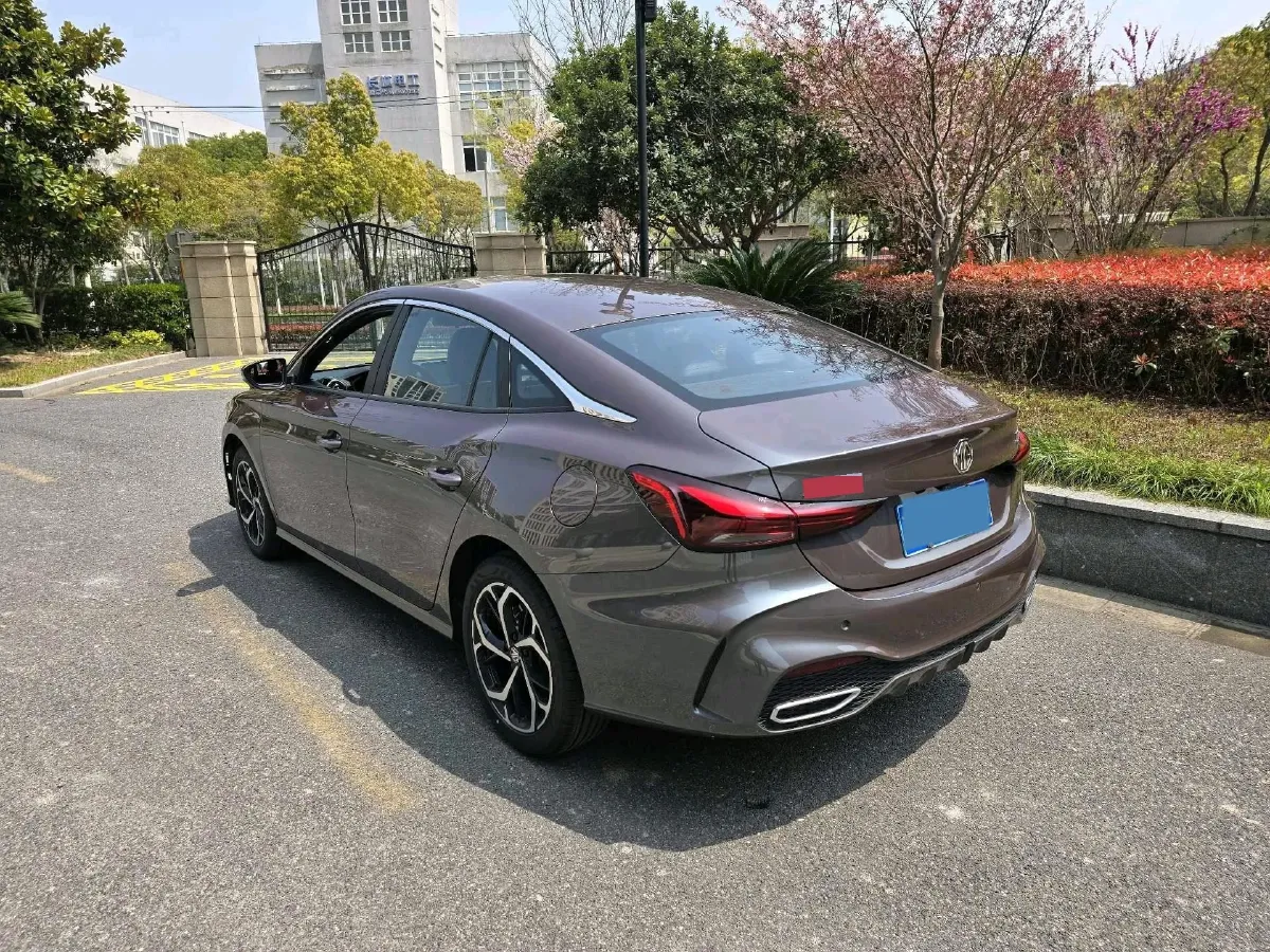 2025 MG 5 1.5T 181HP L4 7DCT,autocango,china used car exporter,china ev exporter,chinese used car exporter,chinese used ev exporter